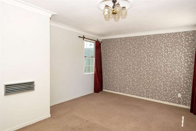 7 Glenroy Crescent Springlands_11