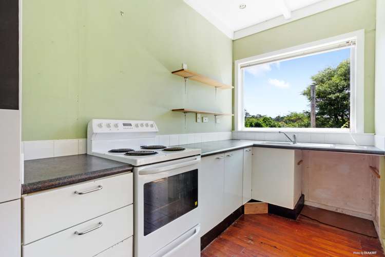 20 Rauhuia Crescent Parau_3