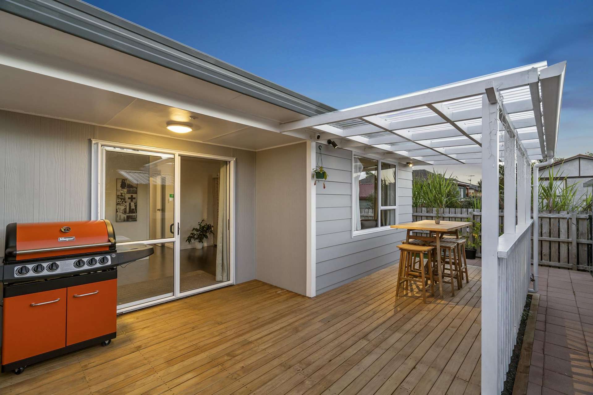 2/212 Waitemata Drive Ranui_0