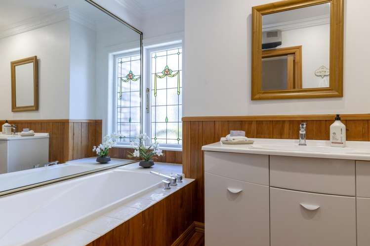 70 Shepherd Road Waipahihi_24