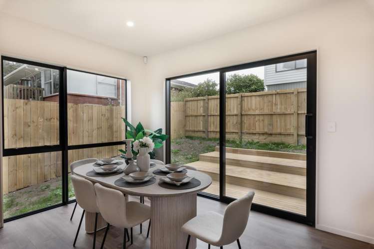 39C Target Road Totara Vale_15