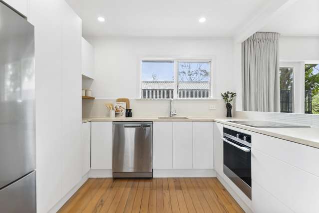 42b Sherwood Avenue Te Atatu South_2