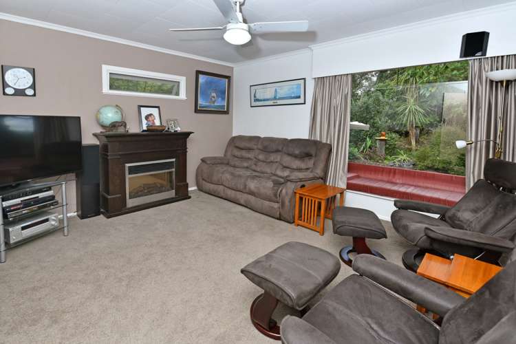 23 Tiri Tiri Road Birkdale_21