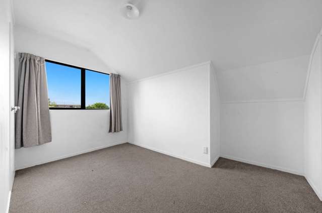 2/211 Weymouth Road Manurewa_4