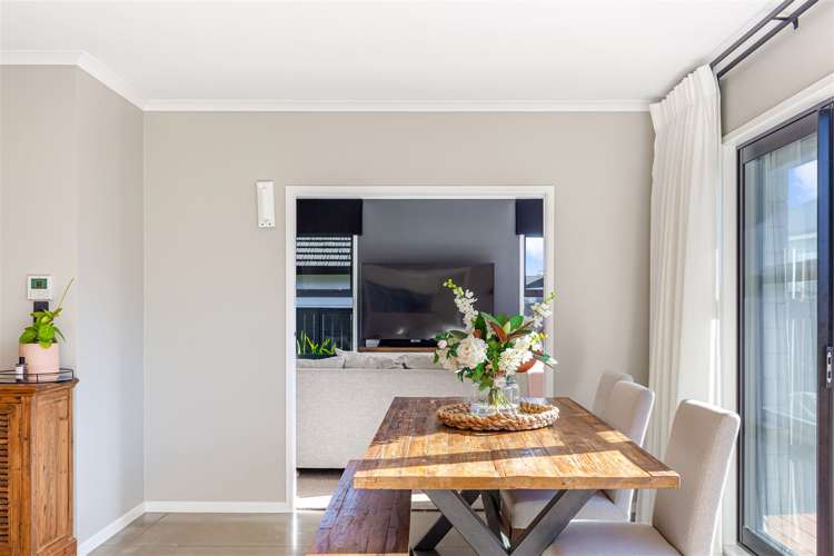 37 Siren Street Wainui_11