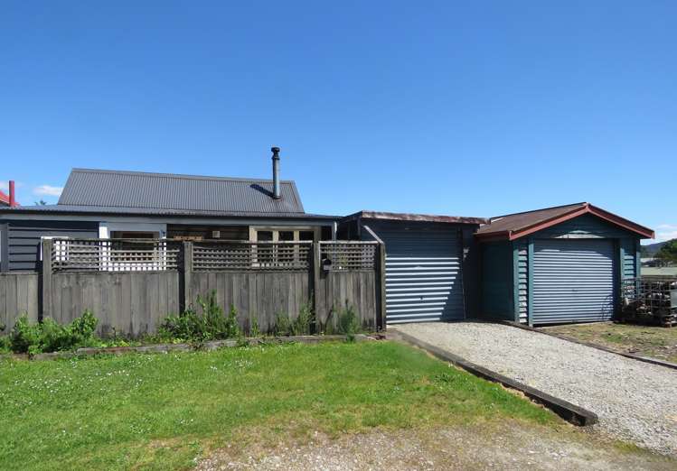 5 Herald Street Reefton_24