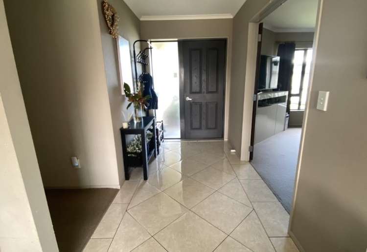 28 Gibbston Close 2750_1