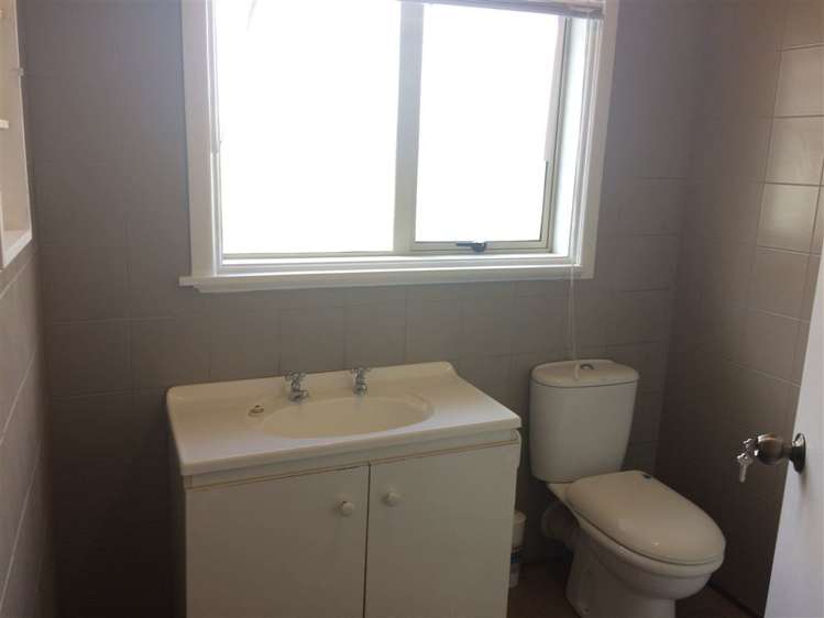 97a Portage Road New Lynn_20