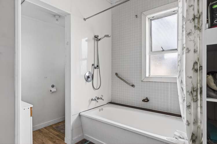 183 Rutene Road Kaiti_14