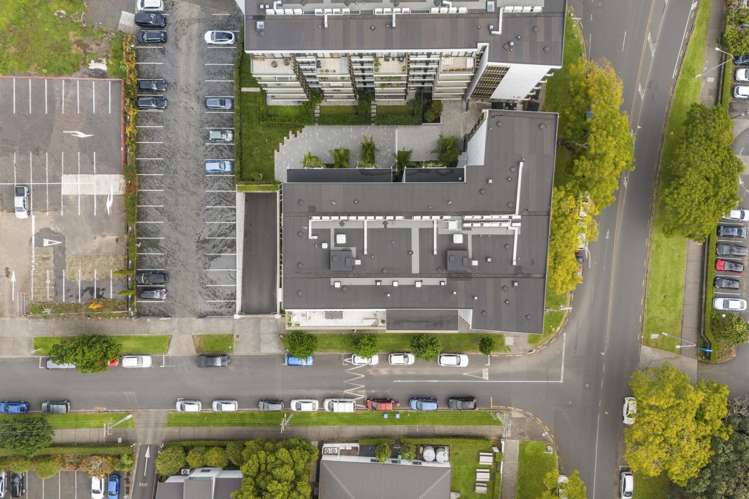 204/10 St Marks Road Remuera_24