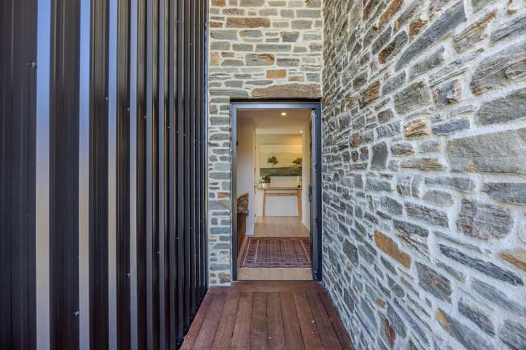 32 Mount Nicholas Avenue Wanaka_4