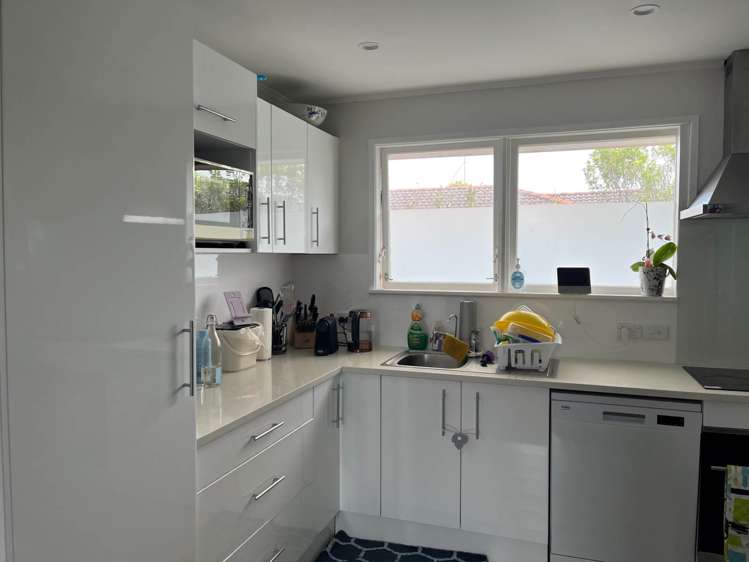 4/93 Symonds Street Royal Oak_4