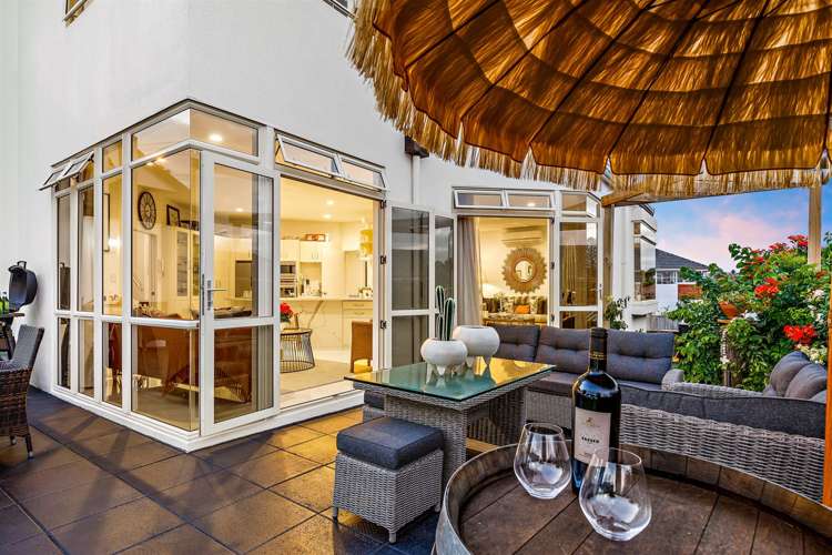 2/35 East Coast Road Milford_5