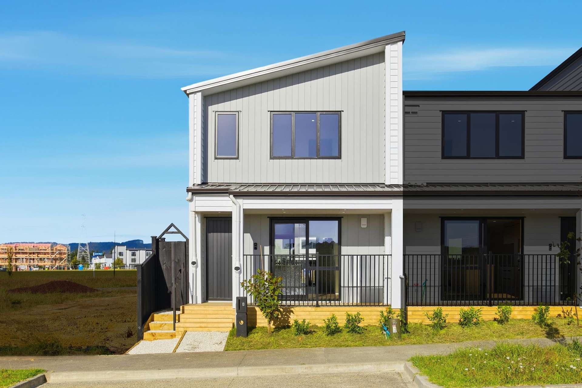 8 Harikoa Way Karaka_0