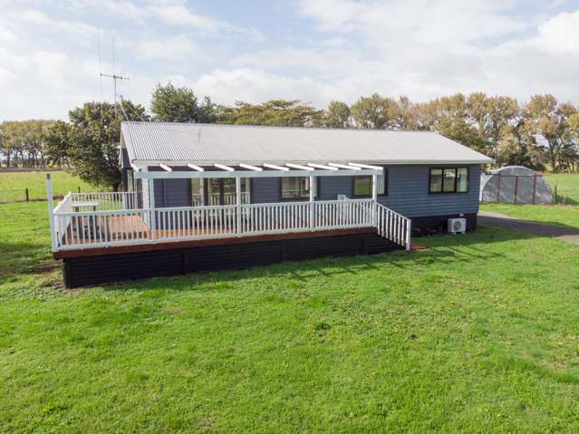 COUNTRY LIVING, EXCELLENT LOCATION