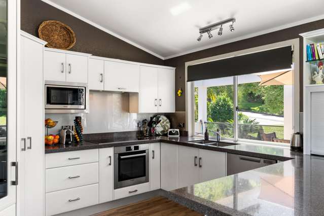 2 Hillary Heights Whataupoko_4