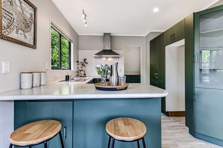 63 Sunnyhills Avenue Glenview_7