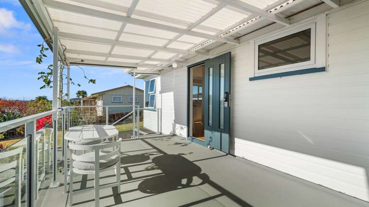 30 Lloyd Street Parkvale_3