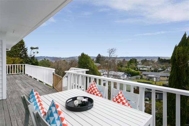 13 Tawa Street Hilltop_3