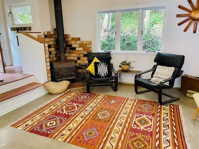 Titirangi Village Retreat