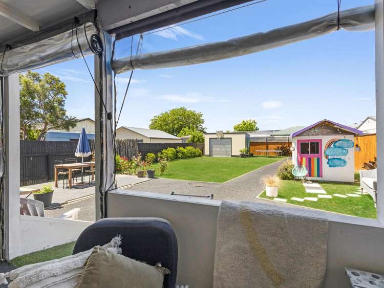 905 Willowpark Road North Mayfair_27