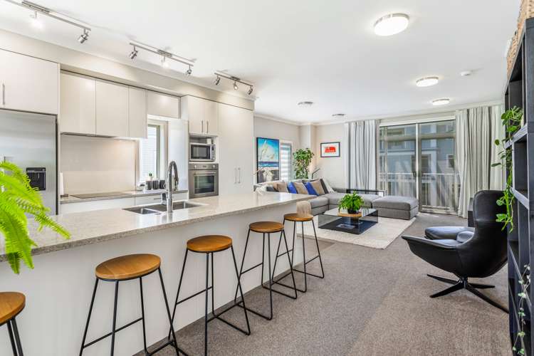 132 Landmark Terrace Orewa_11