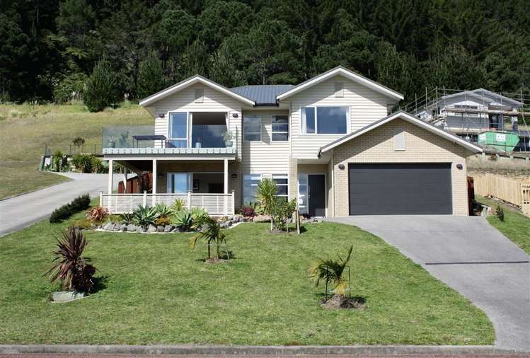 40 Panorama Parade Pauanui_10