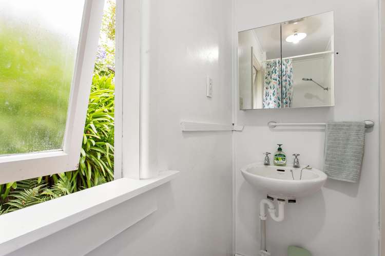 12 Fleur Lane Akaroa_13