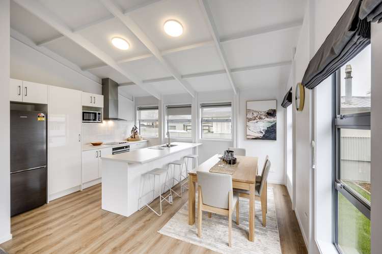 1012 Willowpark Road North Mayfair_1