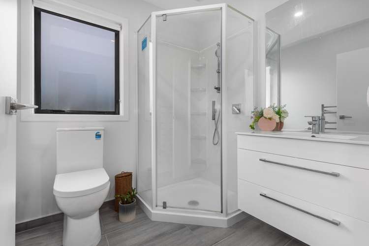 41 Karearea Avenue Porirua_7