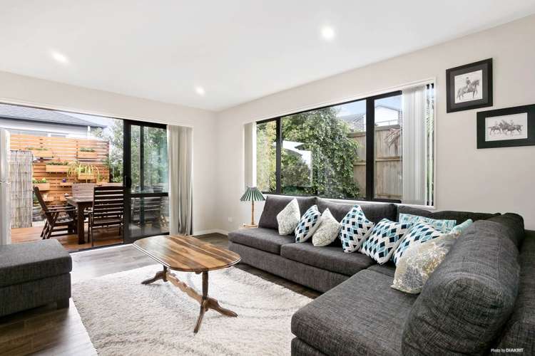 6/281c Hillsborough Road Hillsborough_13