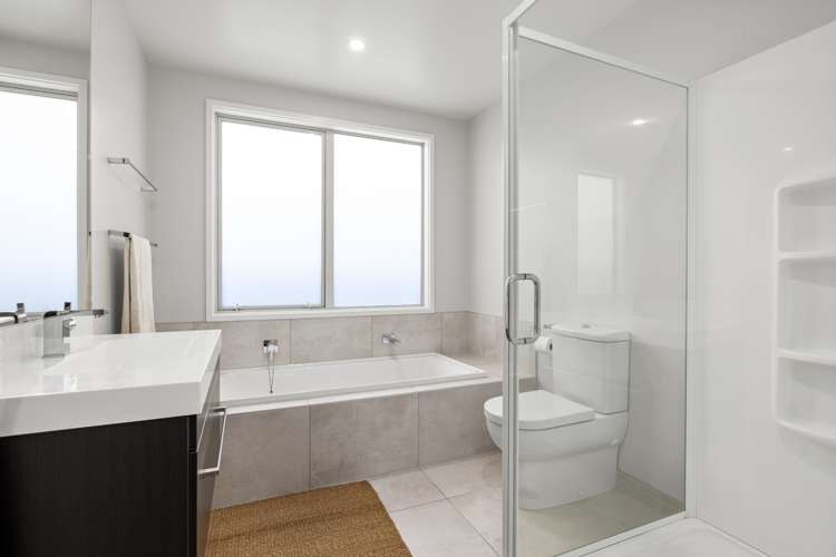 34 Saint Pauls Drive Brookfield_14