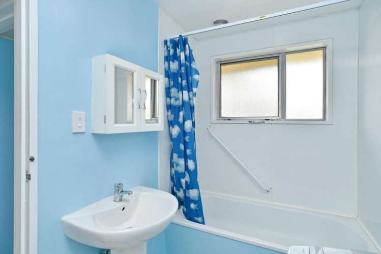 5/738 Ferry Road Woolston_11