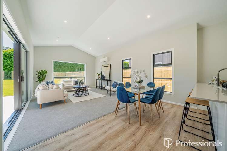 6-12 Manor Park Road Manor Park_12