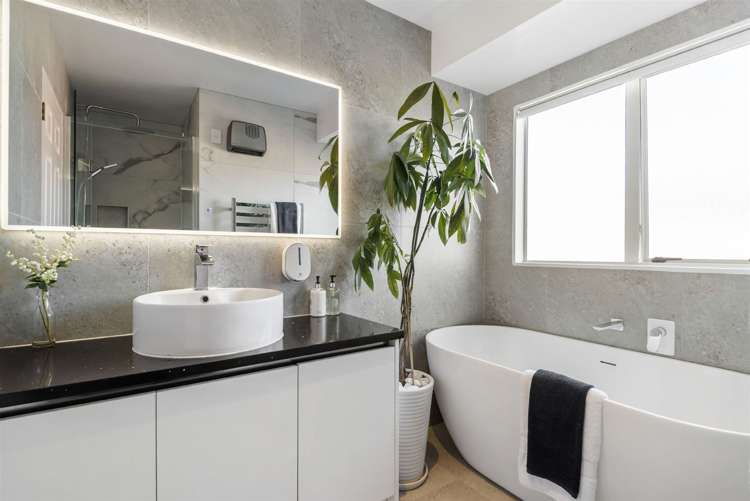 1/11 Pine Ridge Terrace Hauraki_13