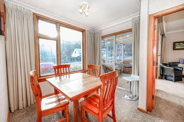 410 North Road North East Valley_9