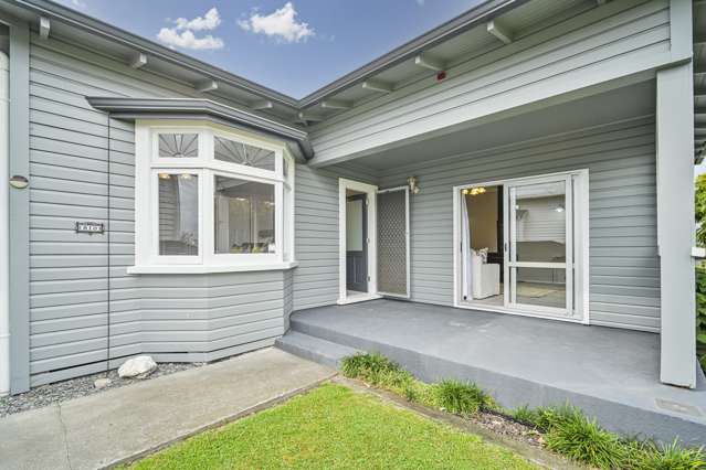 810 Queen Street East Parkvale_1