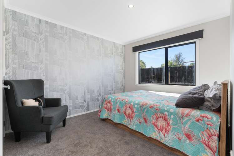 74A Park Road Carterton_11