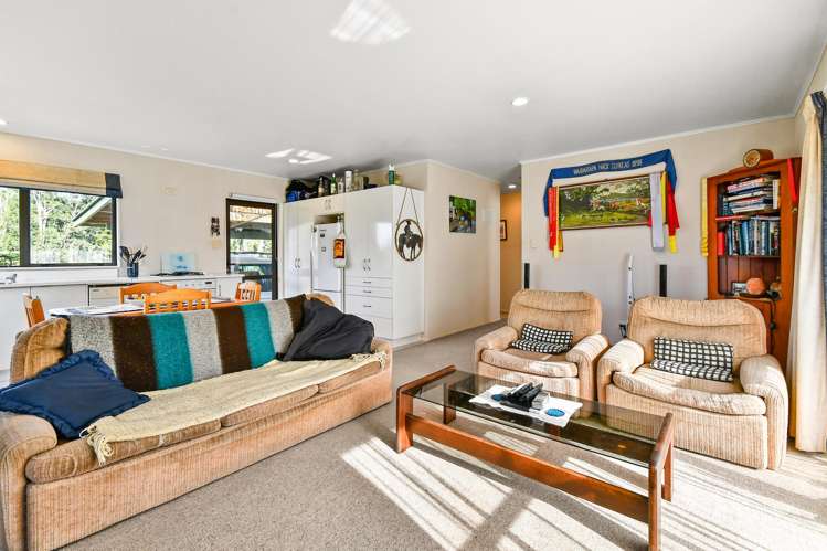 74 Woodhouse Road Patumahoe_31