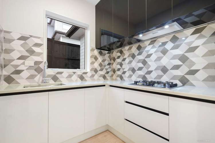 7 Cooladawson Drive Flat Bush_9