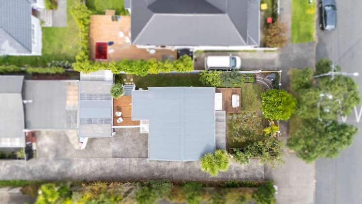 37 Holly Street Avondale_21