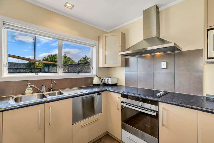 2/28 Rutland Road Mount Wellington_5
