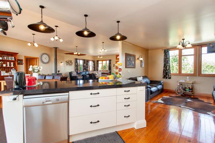 98 Carmichael Road Hauraki Surrounds_6