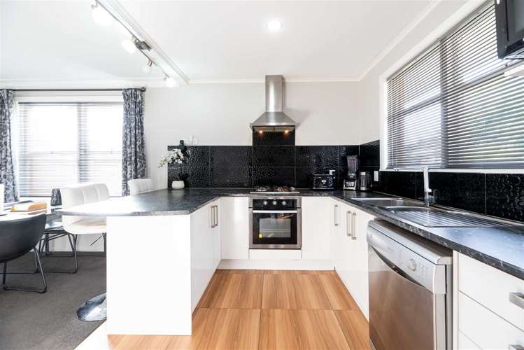 2/840 Manukau Road Royal Oak_5