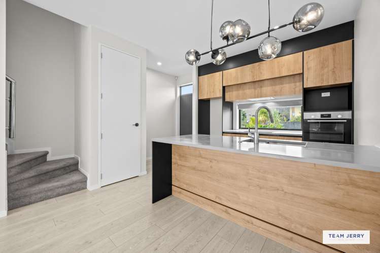 60 Wallace Road Hobsonville_4