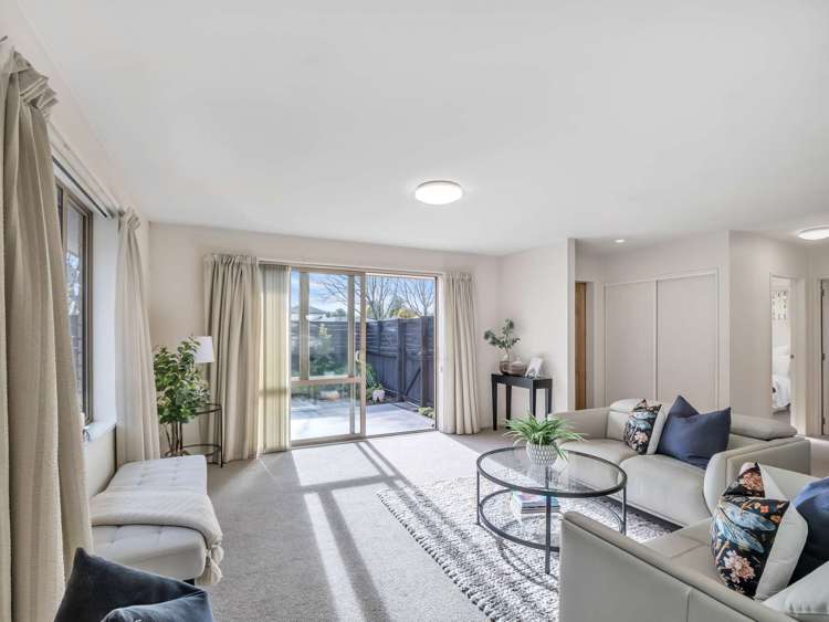 1/117 Yaldhurst Road Sockburn_5