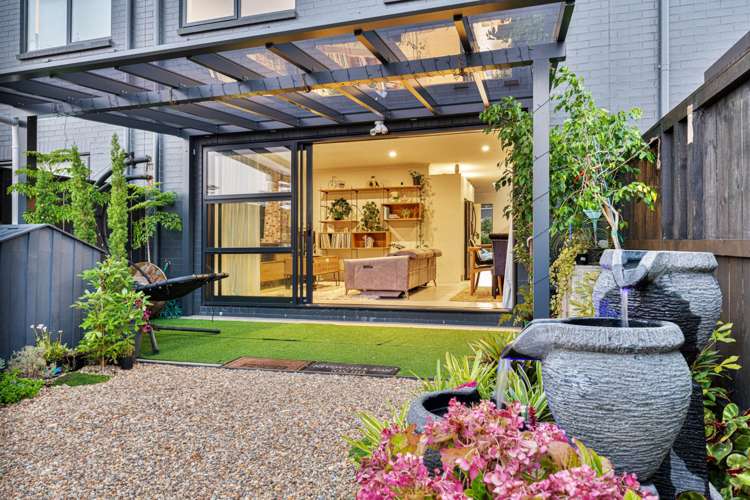 8 Gilbert Hall Way Swanson_5