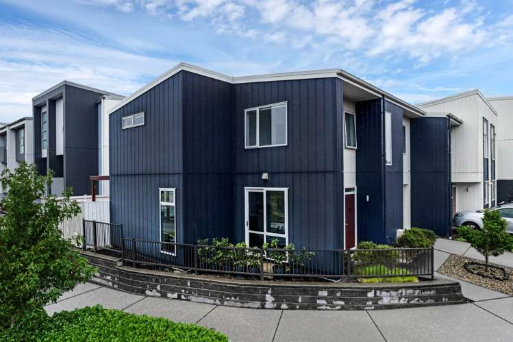 23 Bonnette Road Flat Bush_10