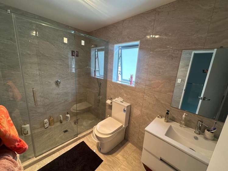 B/271 Te Atatu Road Te Atatu South_11