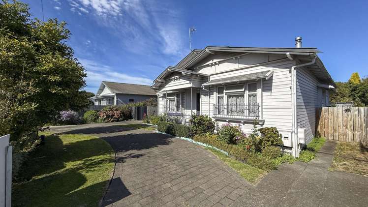 302 Willowpark Road South Hastings_12